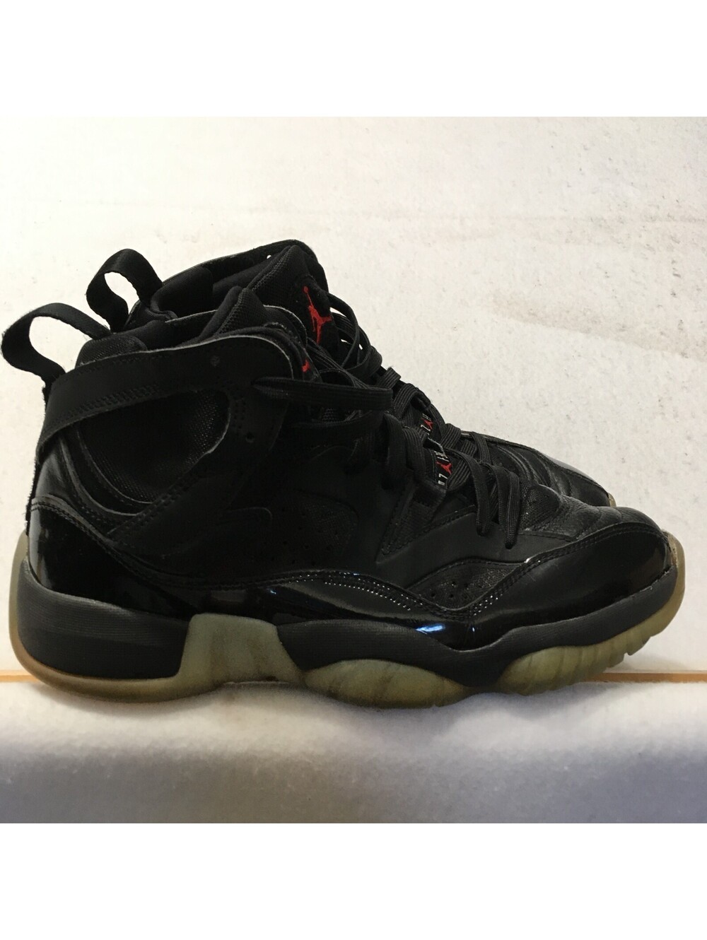 Nike Men's Air Jordan Jumpman Two Trey Black Patent Leather Sneakers DO1925-003 - Picture 4 of 9